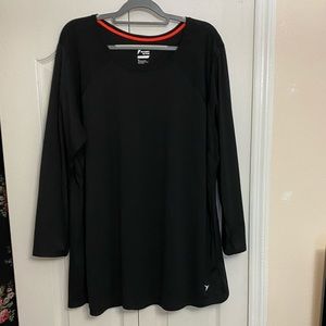 Old navy active tops (3)